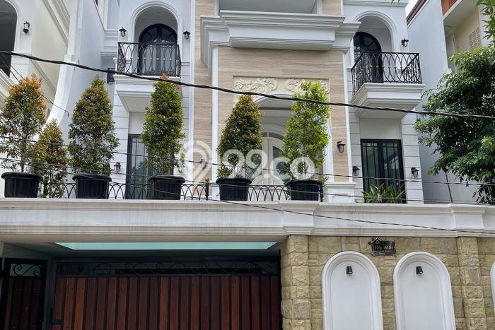 Siap Huni Hunian Elit 4 Kamar di Cilandak Dekat ke Mana Saja Siap Huni Hunian Elit 4 Kamar di Cilandak Dekat ke Mana Saja