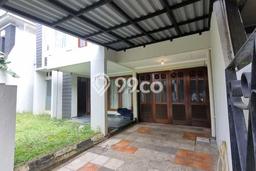 Rumah Elit Modern Tanpa Renovasi di Tanjung Barat Jakarta Selatan Rumah Elit Modern Tanpa Renovasi di Tanjung Barat Jakarta Selatan