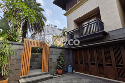 Rumah di Cipete, Siap Huni, LT 360m2m² Rumah di Cipete, Siap Huni, LT 360m2m²
