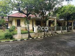 Hunian Elit LB 450m2 Siap Pakai Desain Elegan di Kemang Pratama, Bekasi Hunian Elit LB 450m2 Siap Pakai Desain Elegan di Kemang Pratama, Bekasi