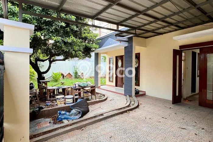 For Sale! Luxury House LT 315m2 Desain Elegan di Cikunir For Sale! Luxury House LT 315m2 Desain Elegan di Cikunir