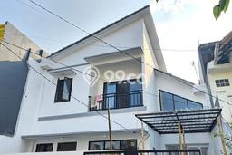 For Sale Hunian Rumah Terawat 3 KT di Harapan Indah, Bekasi For Sale Hunian Rumah Terawat 3 KT di Harapan Indah, Bekasi
