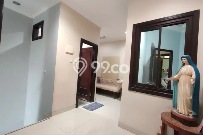 Ready to Use! Premium House LT 126m2 Desain Modern di Meruya Ready to Use! Premium House LT 126m2 Desain Modern di Meruya