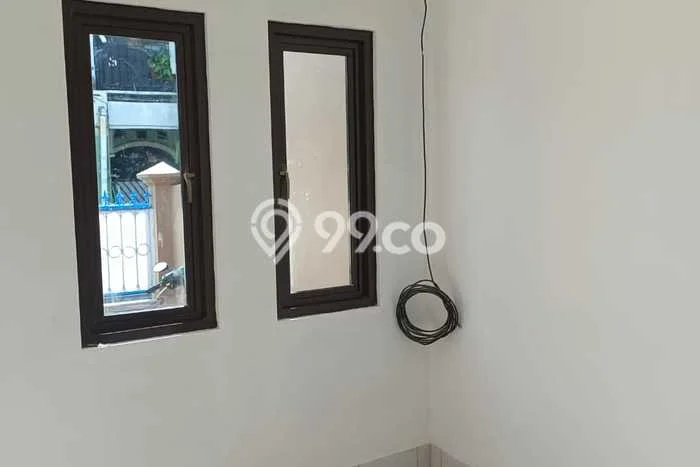 Disewakan Cepat Rumah Kondisi Baik di Area Cakung, Jakarta Timur Disewakan Cepat Rumah Kondisi Baik di Area Cakung, Jakarta Timur