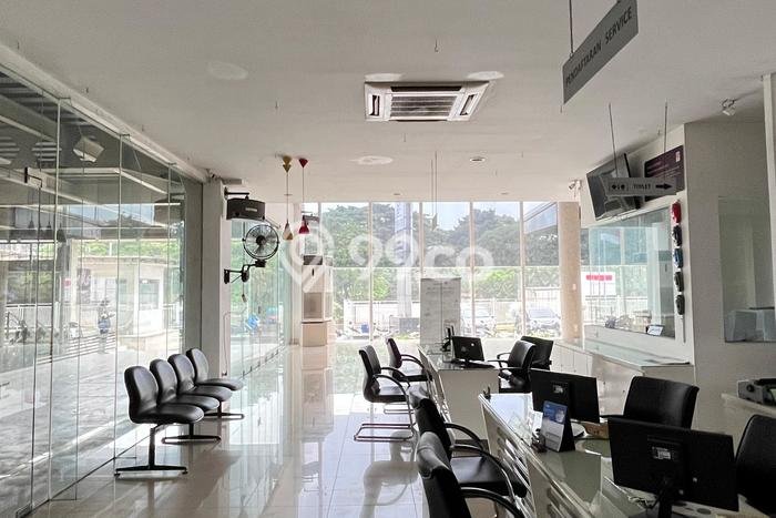 Unit Komersial Disewakan di Cikarang di Area Ramai & Strategis Unit Komersial Disewakan di Cikarang di Area Ramai & Strategis