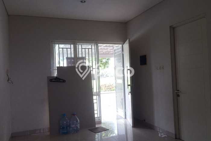Hunian Strategis 2 KT LB 80m2 Kondisi Bagus di Harapan Indah Hunian Strategis 2 KT LB 80m2 Kondisi Bagus di Harapan Indah