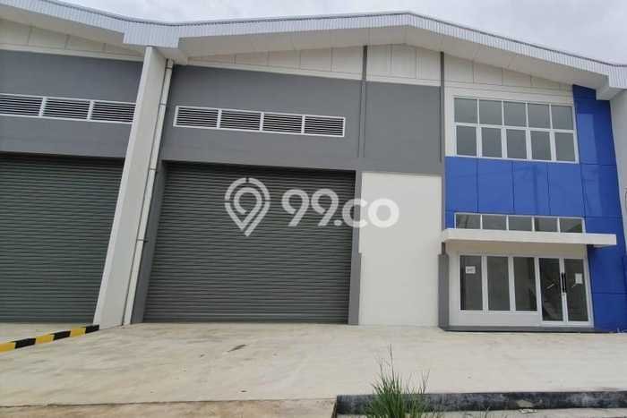 AREA KOMERSIAL! Gudang For Rent Kawasan Tangerang, Luas 882m², Jalan Strategis, Ready Operasi AREA KOMERSIAL! Gudang For Rent Kawasan Tangerang, Luas 882m², Jalan Strategis, Ready Operasi