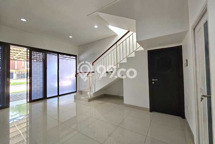 PELUANG EMAS! Ruko Kawasan Jakarta Garden City, Luas 120m², Pusat Komersial PELUANG EMAS! Ruko Kawasan Jakarta Garden City, Luas 120m², Pusat Komersial