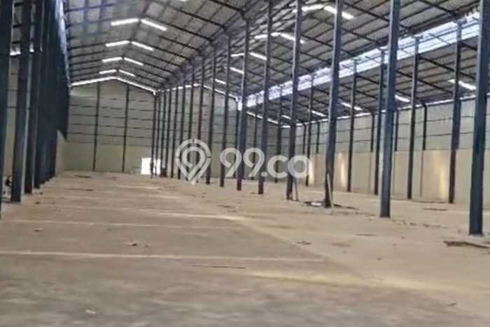 Disewakan Gudang di Kawasan Ramai Pasar Kemis Luas 4380m2 Disewakan Gudang di Kawasan Ramai Pasar Kemis Luas 4380m2