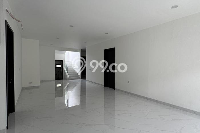 Rumah Elit Modern Siap Huni di BSD City Tangerang Rumah Elit Modern Siap Huni di BSD City Tangerang