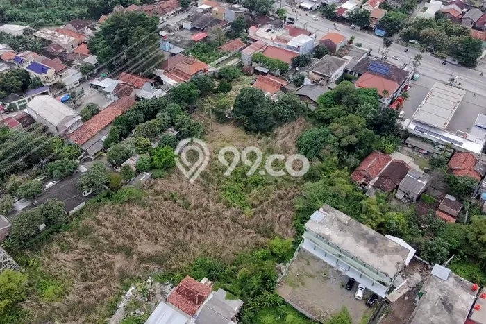 Tanah Dijual Lokasi Strategis di Semarang dengan Luas 7252m2 Tanah Dijual Lokasi Strategis di Semarang dengan Luas 7252m2