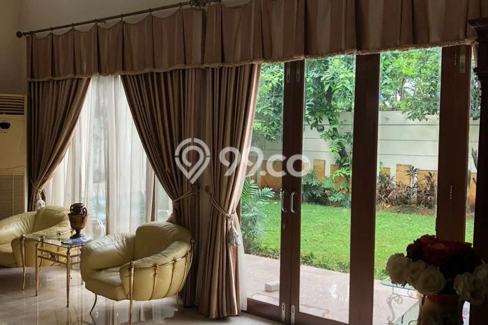 Rumah Elit Modern Tanpa Renovasi di Cipete Jakarta Selatan Rumah Elit Modern Tanpa Renovasi di Cipete Jakarta Selatan