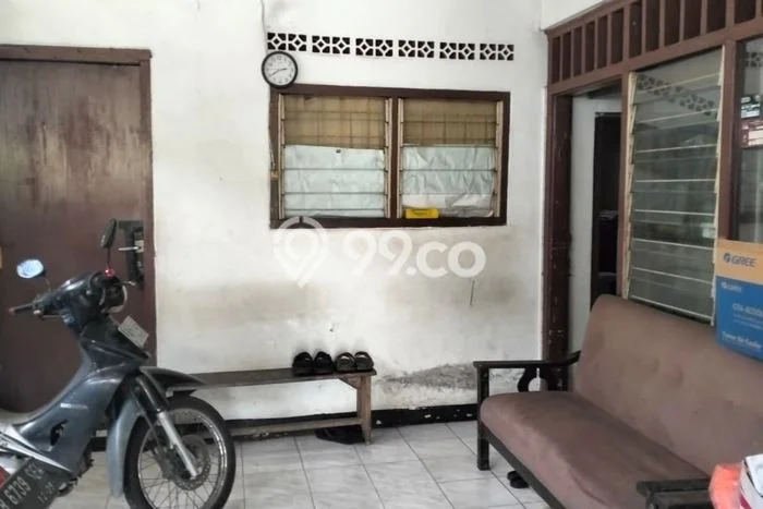 Rumah Mewah LB 100m2 Siap Pakai Desain Elegan di Gandaria, Jakarta Selatan Rumah Mewah LB 100m2 Siap Pakai Desain Elegan di Gandaria, Jakarta Selatan