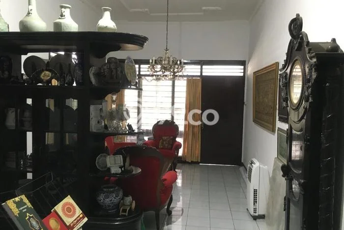 Hunian Mewah Dijual LT 222m2 di Tebet, Jakarta Selatan Hunian Mewah Dijual LT 222m2 di Tebet, Jakarta Selatan