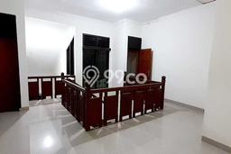 Hunian Mewah LB 170m2 Siap Huni Desain Elegan di Pondok Indah, Jakarta Selatan Hunian Mewah LB 170m2 Siap Huni Desain Elegan di Pondok Indah, Jakarta Selatan
