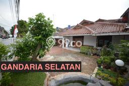 Rumah Elit Modern Siap Huni di Gandaria Jakarta Selatan Rumah Elit Modern Siap Huni di Gandaria Jakarta Selatan