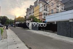 Dijual Kost Strategis di Mampang Prapatan, Jakarta Selatan 17 KT, 17 KM, Luas Bangunan 375m2 Dijual Kost Strategis di Mampang Prapatan, Jakarta Selatan 17 KT, 17 KM, Luas Bangunan 375m2