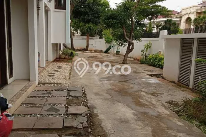 Siap Huni Hunian Elit 8 Kamar di Kelapa Gading Dekat ke Mana Saja Siap Huni Hunian Elit 8 Kamar di Kelapa Gading Dekat ke Mana Saja