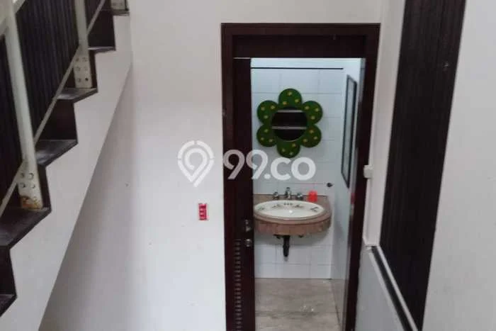 Siap Huni Hunian Elit 8 Kamar di Kelapa Gading Dekat ke Mana Saja Siap Huni Hunian Elit 8 Kamar di Kelapa Gading Dekat ke Mana Saja