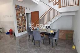 Rumah di Sektor 9-Bintaro, 5 KT, Dekat Rumah Sakit, Luas 160m2m² LB 120m2m² Rumah di Sektor 9-Bintaro, 5 KT, Dekat Rumah Sakit, Luas 160m2m² LB 120m2m²