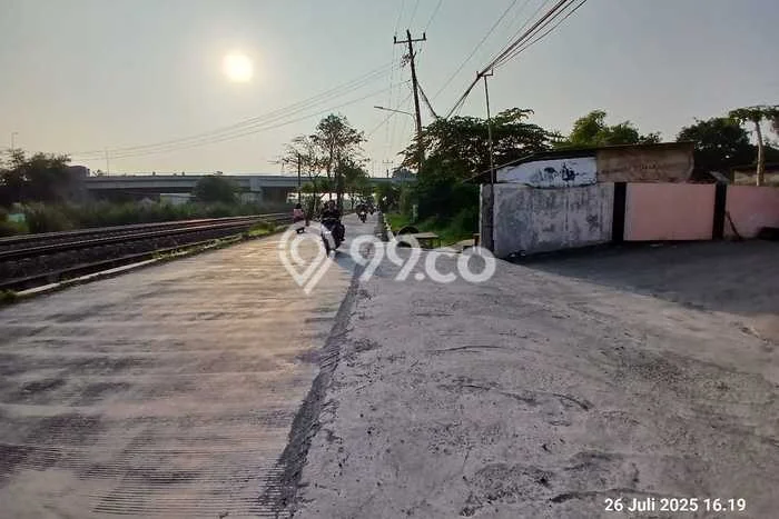 Jual Gudang Strategis Kawasan Muktiharjo, Luas 200m², Jalan Utama, Kawasan Komersial Jual Gudang Strategis Kawasan Muktiharjo, Luas 200m², Jalan Utama, Kawasan Komersial