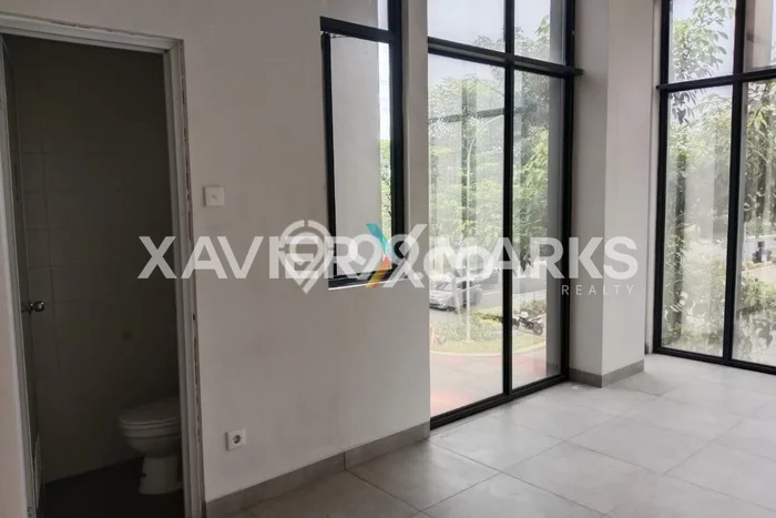 Lokasi strategis! Rumah siap pakai disewakan di BSD LB 122m2 Lokasi strategis! Rumah siap pakai disewakan di BSD LB 122m2