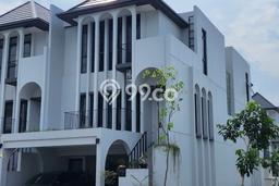 Ready to Use! Luxury House LT 96m2 Desain Elegan di BSD Green Wich Ready to Use! Luxury House LT 96m2 Desain Elegan di BSD Green Wich