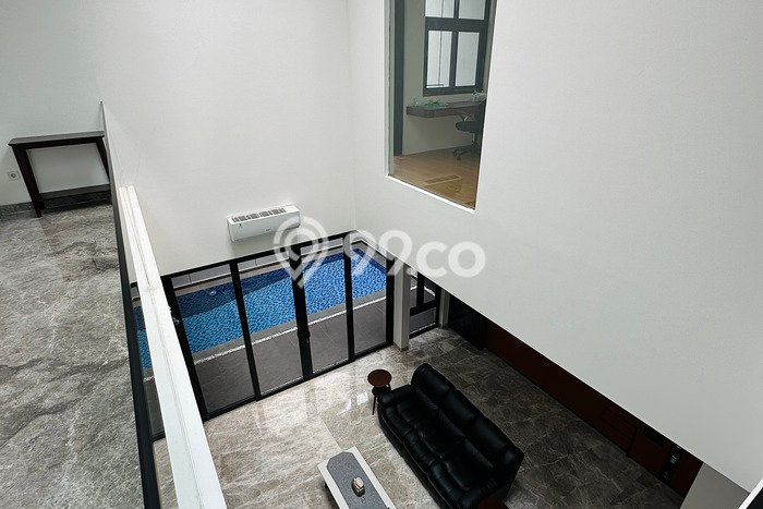 Rumah Mewah LB 720m2 Siap Huni Desain Elegan di Alam Sutera, Tangerang Rumah Mewah LB 720m2 Siap Huni Desain Elegan di Alam Sutera, Tangerang