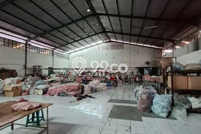 Unit Gudang Dijual di Babakan Ciparay Bandung Luas Tanah 2225m2, Luas Bangunan 1500m2 Unit Gudang Dijual di Babakan Ciparay Bandung Luas Tanah 2225m2, Luas Bangunan 1500m2