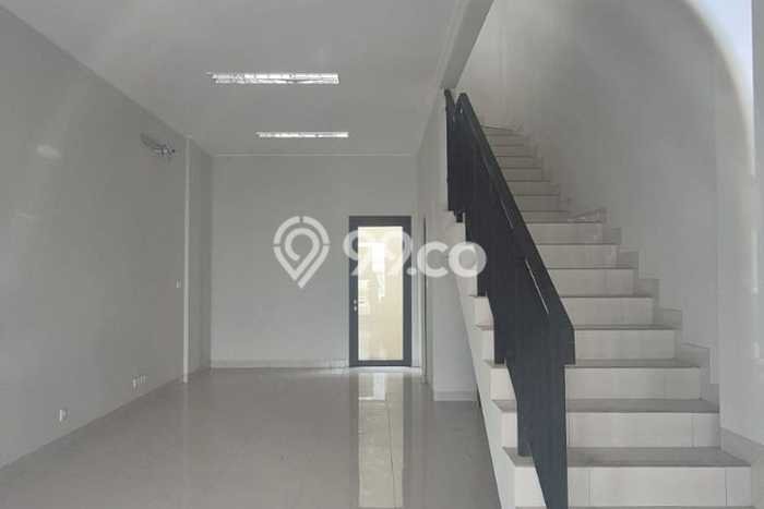 Ruko Dijual di Bandung LT 67m2 & LB 150m2 Lokasi Terbaik! Ruko Dijual di Bandung LT 67m2 & LB 150m2 Lokasi Terbaik!