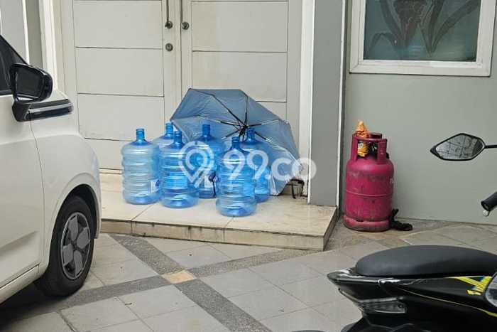 Dijual Rumah Premium dengan Fasilitas Sekitar Komplit di Cengkareng, Jakarta Barat Dijual Rumah Premium dengan Fasilitas Sekitar Komplit di Cengkareng, Jakarta Barat