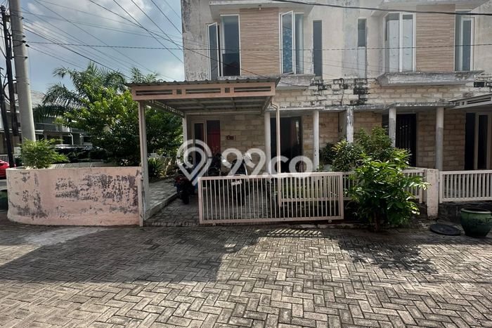 Dijual Rumah Minimalis Bagus Punya 3 KT di Gresik Gresik SHM Dijual Rumah Minimalis Bagus Punya 3 KT di Gresik Gresik SHM