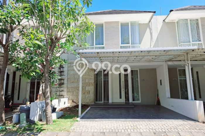 DIJUAL CEPAT! Rumah Premium area Citraland, Surabaya, Luas 105m2m² LB 140m2m² Bisa Nego! DIJUAL CEPAT! Rumah Premium area Citraland, Surabaya, Luas 105m2m² LB 140m2m² Bisa Nego!