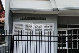 Dijual Hunian Rumah Terawat 4 Kamar di Taman Kopo Indah, Bandung Dijual Hunian Rumah Terawat 4 Kamar di Taman Kopo Indah, Bandung