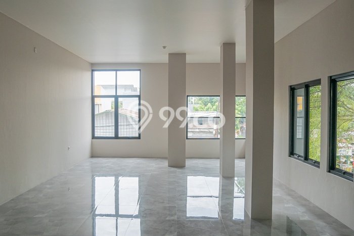Unit Ruko Disewa Lokasi Ciputat, Tangerang Selatan Spesifikasi Luas Bangunan 150m2 Unit Ruko Disewa Lokasi Ciputat, Tangerang Selatan Spesifikasi Luas Bangunan 150m2