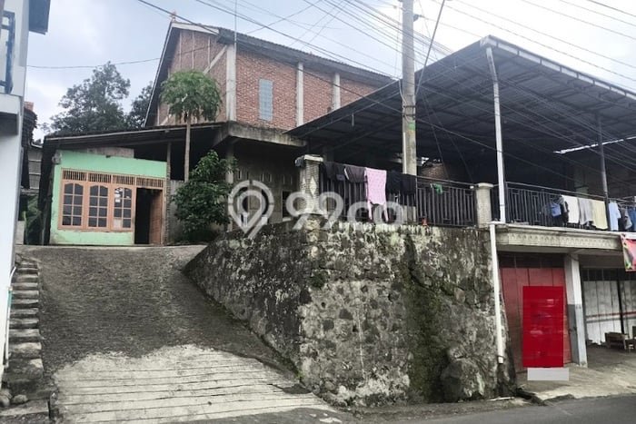Dijual Cepat Rumah Favorit Siap Huni LB 299m2 di Bawen, Semarang Dijual Cepat Rumah Favorit Siap Huni LB 299m2 di Bawen, Semarang