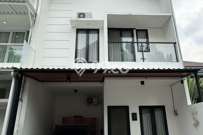 Jual Rumah Favorit Siap Huni LB 110m2 di Cilandak, Jakarta Selatan Jual Rumah Favorit Siap Huni LB 110m2 di Cilandak, Jakarta Selatan