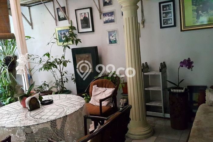 Dijual Rumah Luas Elegan Dengan View Cantik di Kemang, Jakarta Selatan Dijual Rumah Luas Elegan Dengan View Cantik di Kemang, Jakarta Selatan