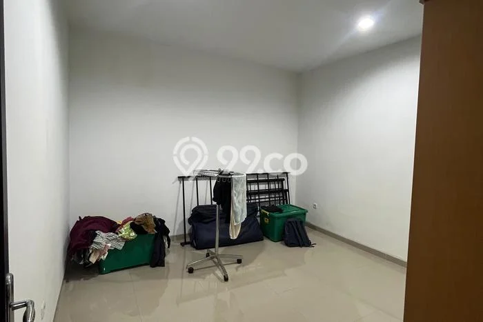 Dijual Hunian Rumah Nyaman 4 KT di Jelambar, Jakarta Barat Dijual Hunian Rumah Nyaman 4 KT di Jelambar, Jakarta Barat