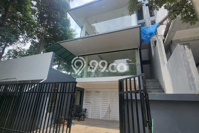 Rumah Elit Modern Tanpa Renovasi di Kemang Jakarta Selatan Rumah Elit Modern Tanpa Renovasi di Kemang Jakarta Selatan