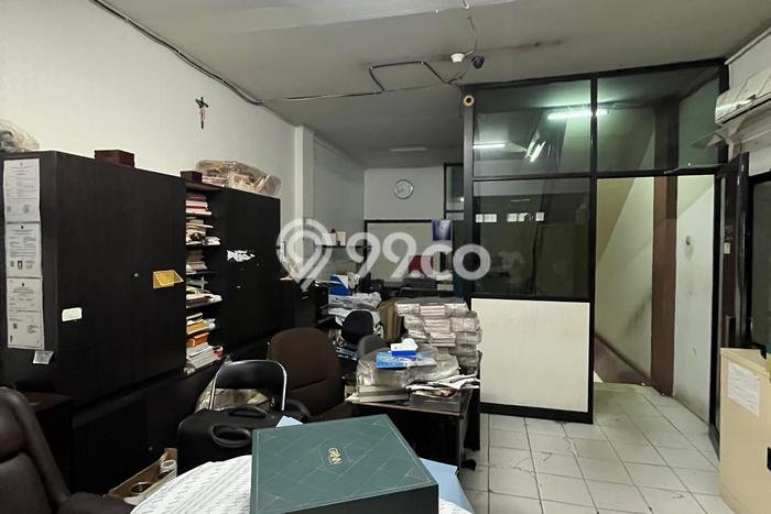 Dijual Rumah Ideal Siap Huni di Jakarta Barat Favorit Dijual Rumah Ideal Siap Huni di Jakarta Barat Favorit
