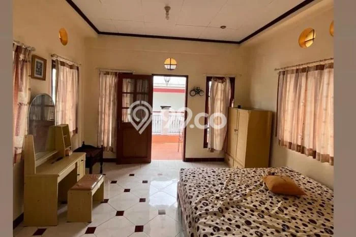 Bisnis Potensial! Vila di Bogor Barat, Ukuran 250m2m², Posisi Strategis Bisnis Potensial! Vila di Bogor Barat, Ukuran 250m2m², Posisi Strategis