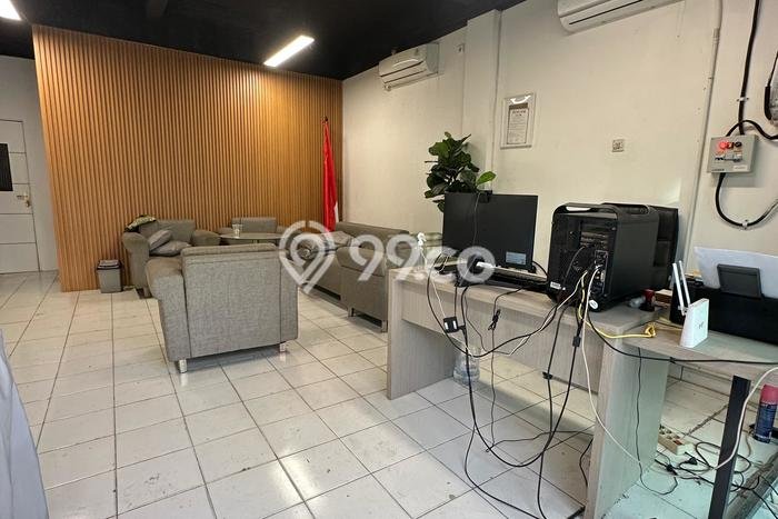 Disewakan Ruko di Kawasan Ramai Bendungan Hilir Luas 180m2 Disewakan Ruko di Kawasan Ramai Bendungan Hilir Luas 180m2