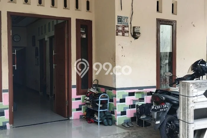 Dijual Cepat Rumah Bagus Siap Huni LB 200m2 di Matraman, Jakarta Timur Dijual Cepat Rumah Bagus Siap Huni LB 200m2 di Matraman, Jakarta Timur