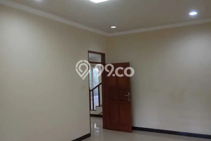 Dijual Rumah Mewah Megah Dengan View Cantik di Alam Sutera, Tangerang Dijual Rumah Mewah Megah Dengan View Cantik di Alam Sutera, Tangerang