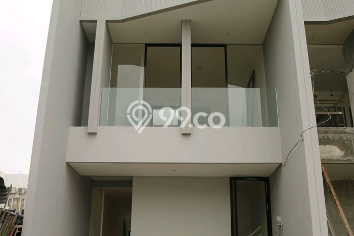 Dijual Cepat Rumah Favorit Siap Huni LB 120m2 di Wiyung, Surabaya Dijual Cepat Rumah Favorit Siap Huni LB 120m2 di Wiyung, Surabaya