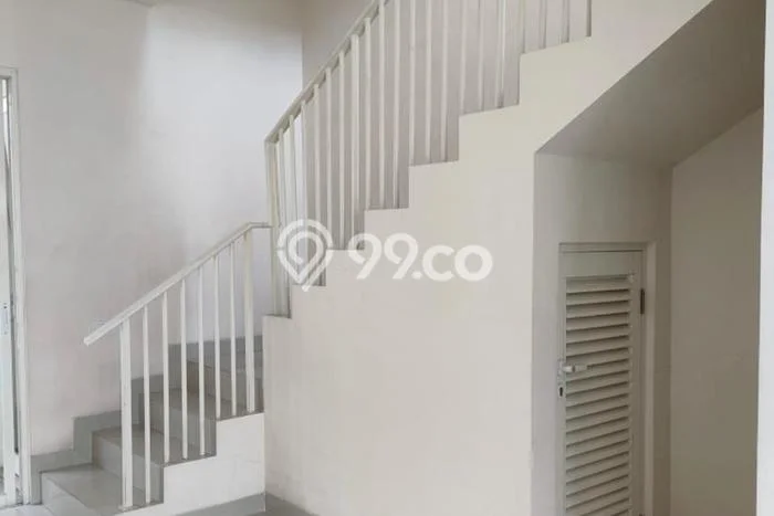 Rumah Dengan Harga Terbaik LT 105m2m² Akses Dekat di Jantung Kota Rungkut, Surabaya Rumah Dengan Harga Terbaik LT 105m2m² Akses Dekat di Jantung Kota Rungkut, Surabaya