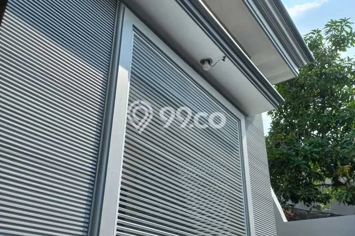 Unit Ruko Tersedia di Surabaya Kota Spesifikasi LB 170m2 Unit Ruko Tersedia di Surabaya Kota Spesifikasi LB 170m2