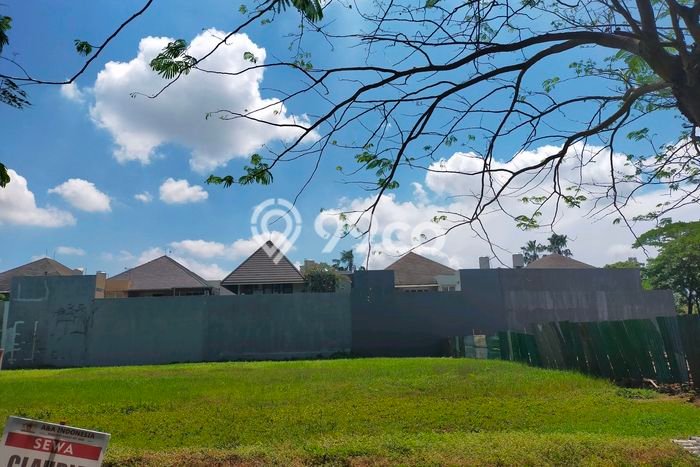 Tanah Premium di Lakarsantri, Luas 1250m2m², Cocok untuk Bisnis, For Rent Tanah Premium di Lakarsantri, Luas 1250m2m², Cocok untuk Bisnis, For Rent