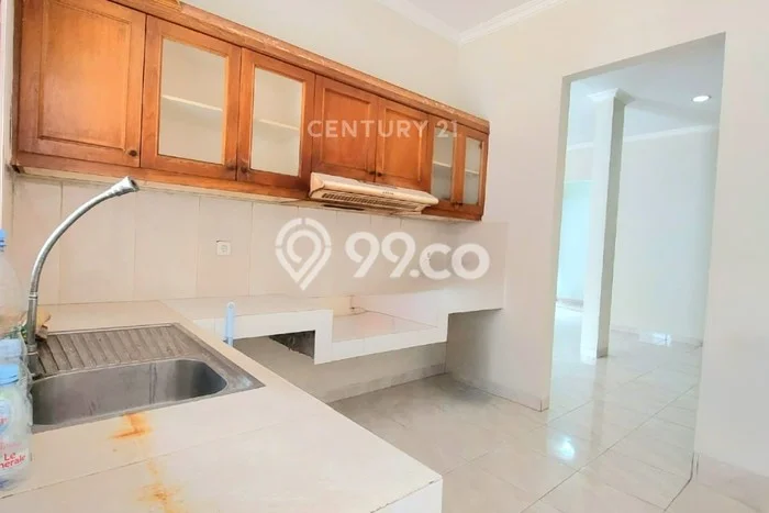 Rumah sewa siap pakai 3 KT di Bintaro, Tangerang Selatan Rumah sewa siap pakai 3 KT di Bintaro, Tangerang Selatan